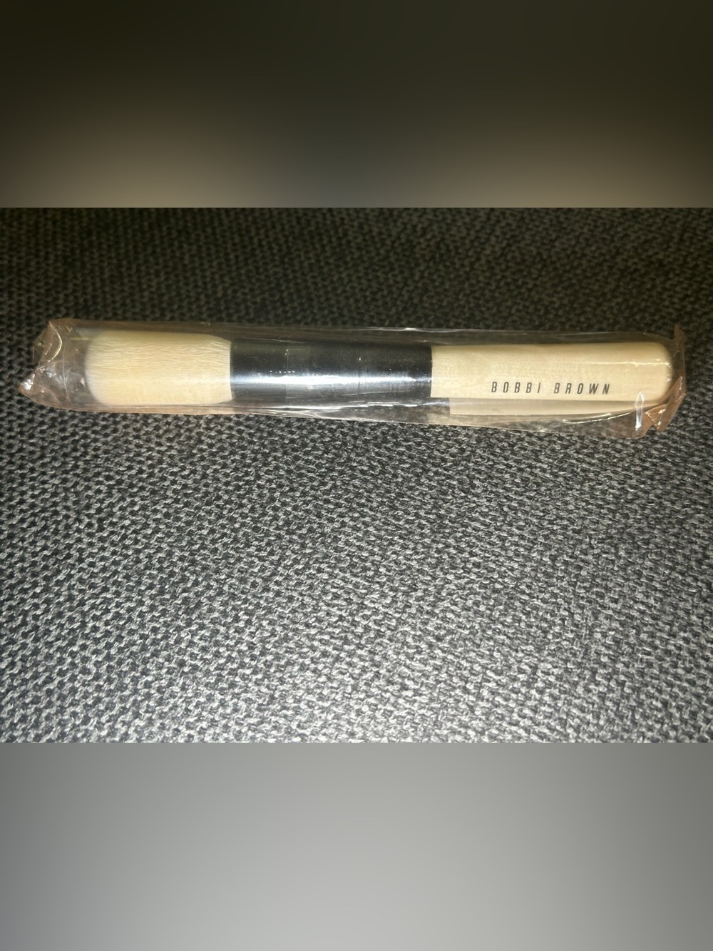 Bobbi Brown Full Coverage Face Foundation Brush BNIP - Picture 5 of 10